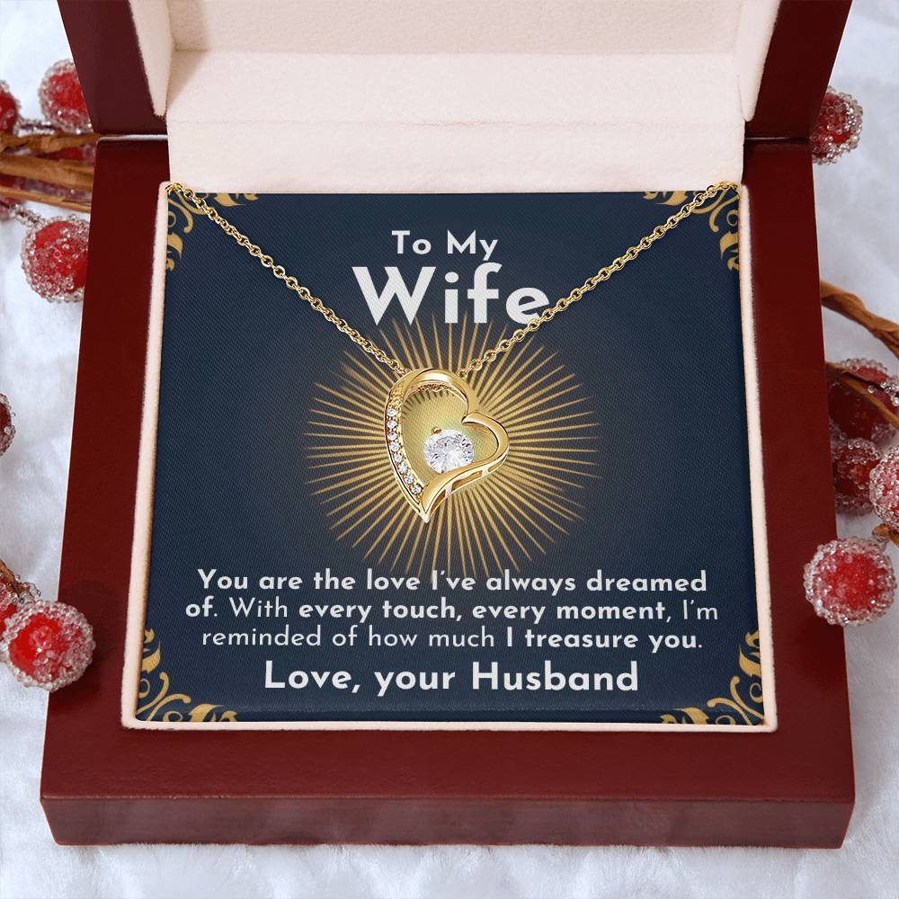 ShineOn Fulfillment Jewelry 18k Yellow Gold Finish / Luxury Box Treasure Forever Necklace | For Wife